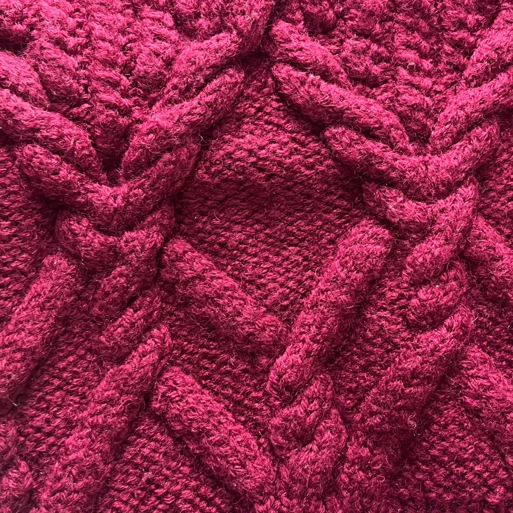 Christian Dior vintage 100% wool Burgundy Cable Knit hand knit Sweater medium - Picture 5 of 7